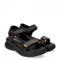 Vrouw Panama Jack Neo
