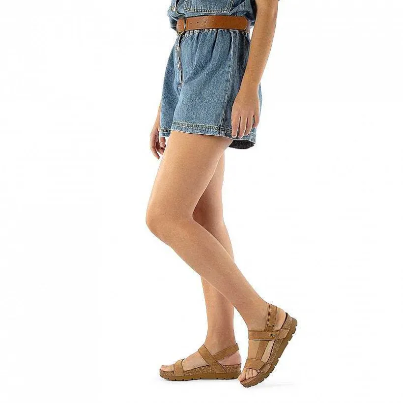 Vrouw Panama Jack Selma