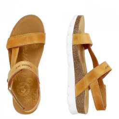 Vrouw Panama Jack Selma