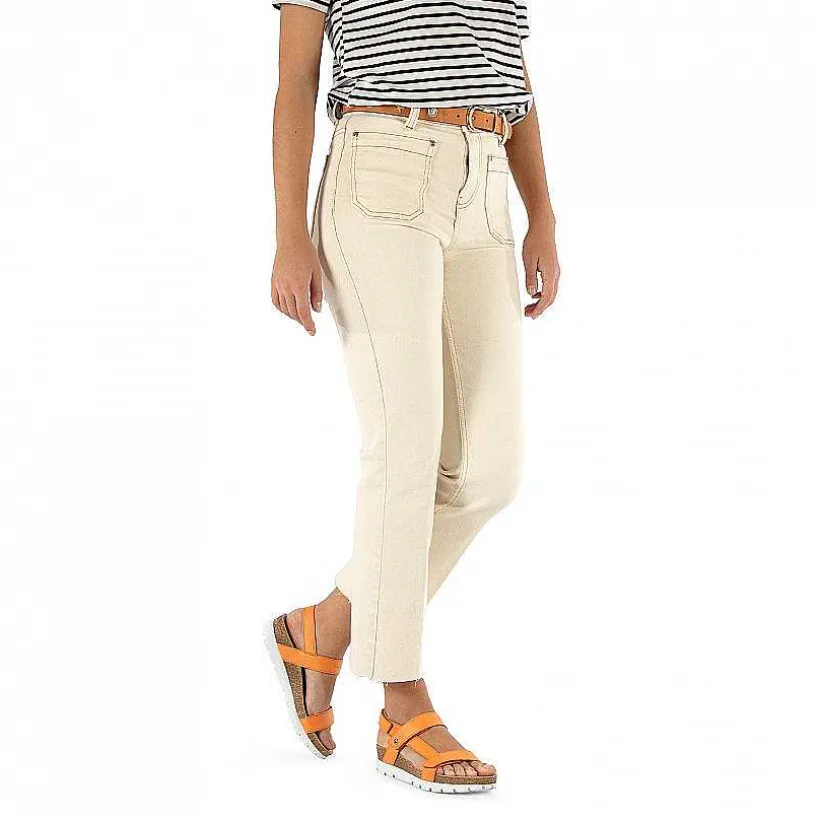 Vrouw Panama Jack Selma