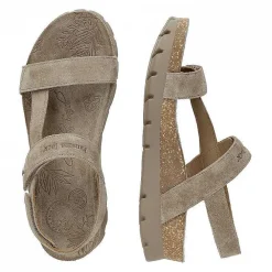 Vrouw Panama Jack Selma