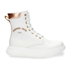 Vrouw Panama Jack Yuca