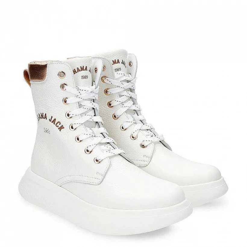 Vrouw Panama Jack Yuca