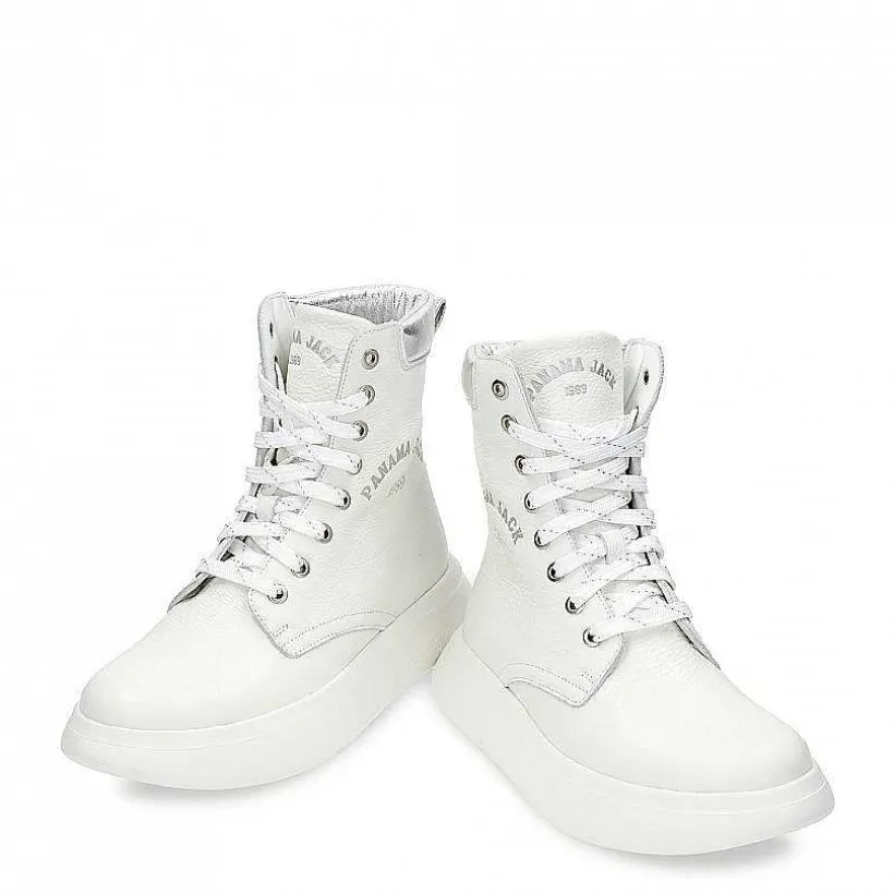Vrouw Panama Jack Yuca